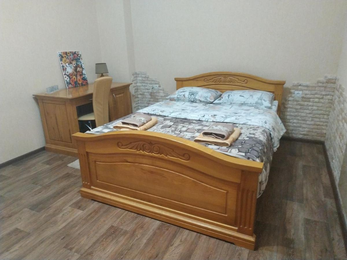 Apartment In The Center Of Old Town Kamjanez-Podilskyj Exterior foto